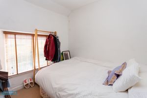 Phoenix House - Bedroom- click for photo gallery